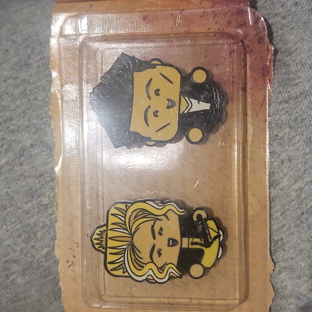 Angel and Buffy rare pin
